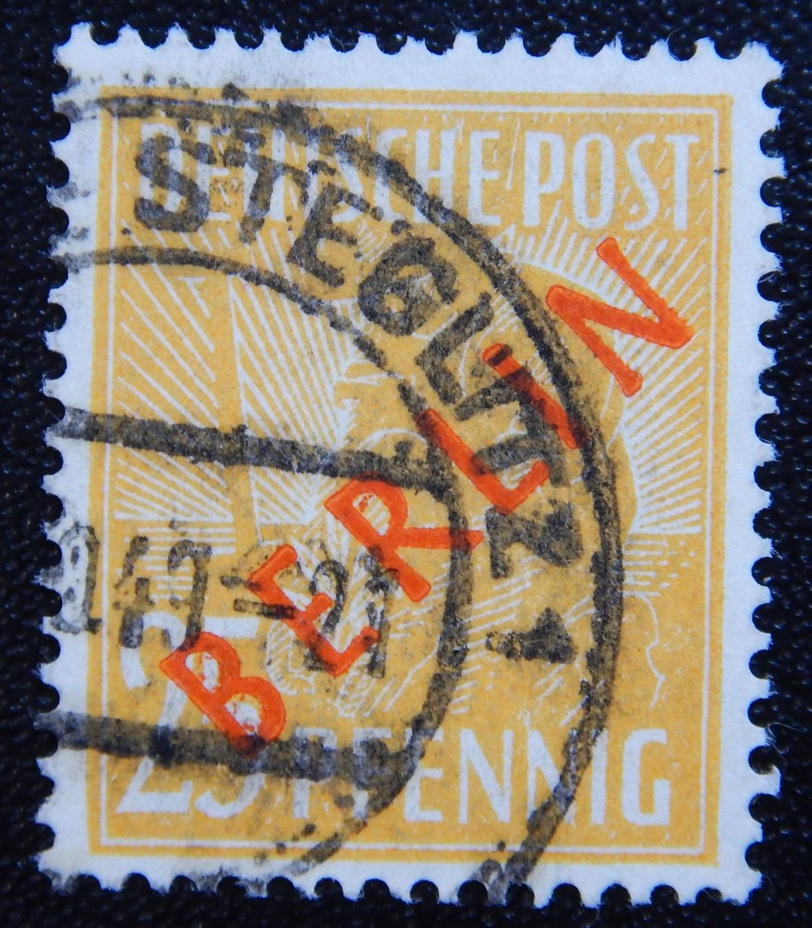 Tutti i francobolli: Berlin Kat. 27 gest. 1949 Kat. 55 Euro – Usato da Zürich venduto da Muehlekauf