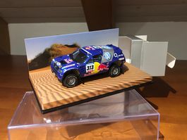 VW Race Touareg 2005 Paris - Dakar 1/43 Minichamps VW Box