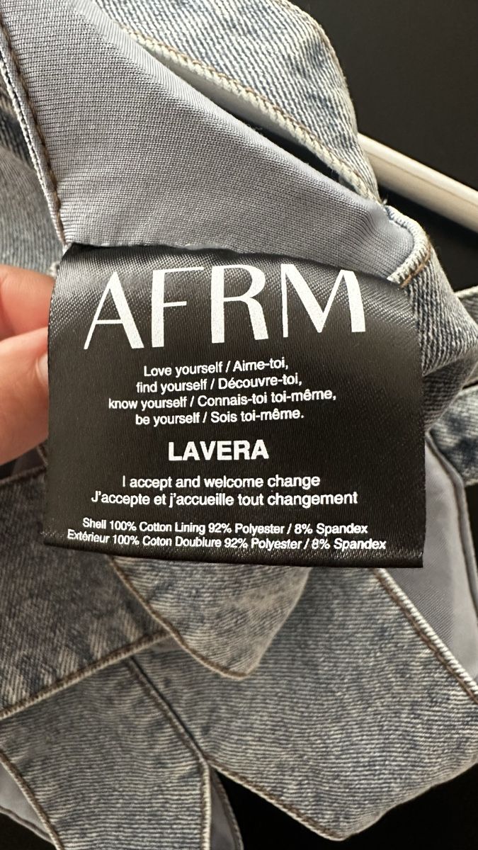 Top: AFRM Lavera Denim Top - XS - never worn – Nuovo (secondo la descrizione) da Luzern venduto da ida_hv2y 3