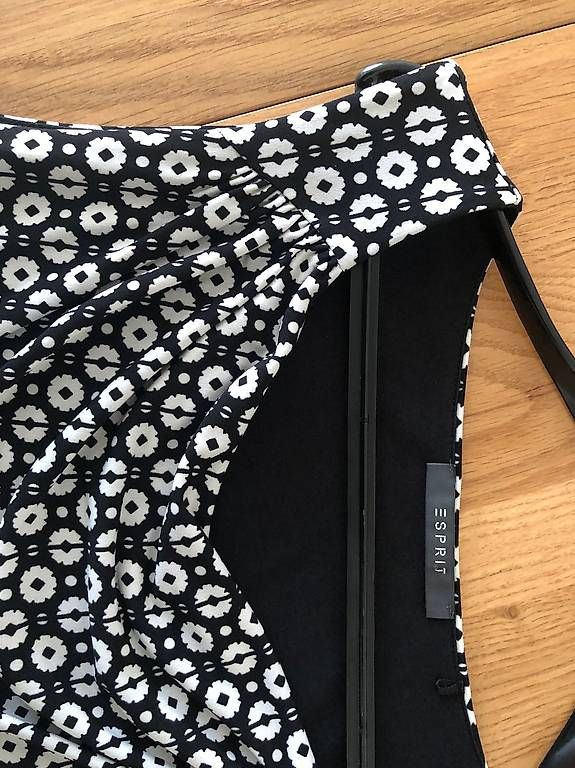 Vestiti: Sommerkleid ESPRIT – Usato da Basel venduto da StephiKn 3