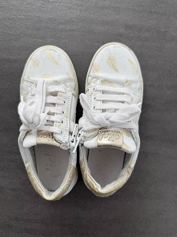 Scarpe per ragazze: Schuhe Grösse 30, Mädchen – Usato da Pfäffikon ZH venduto da ste_dd2v 2