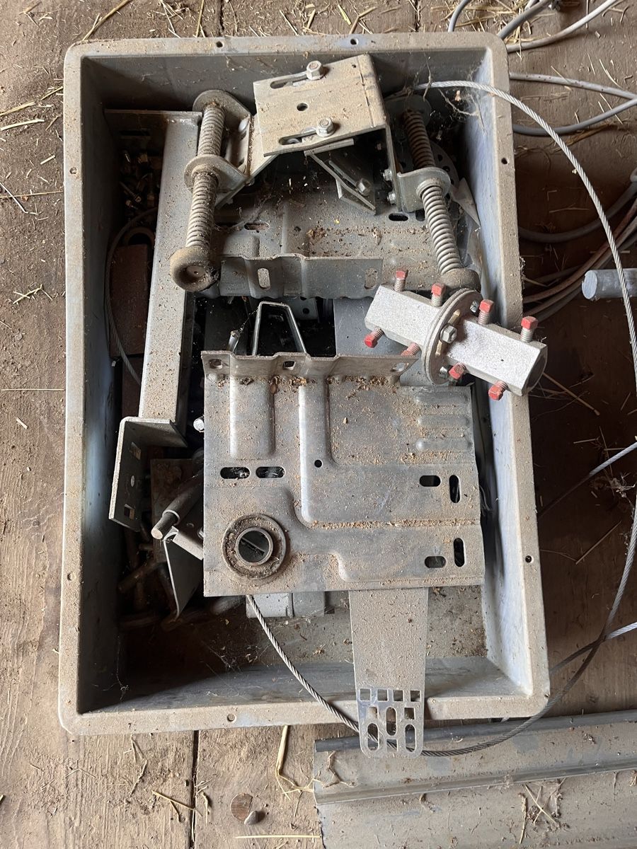 Sonstiges Elektromaterial: Rolltor – Gebraucht aus Walterswil BE von remo1218 5
