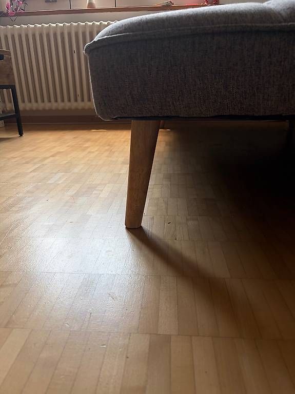 Divani: Sofa / Bettsofa Millenium inkl. Kissen  mit Restgarantie – Usato da Lenzburg venduto da kgei 4