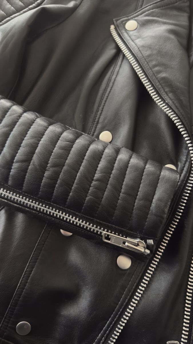 Only Vestes: ONLY Lederjacke – D'occasion à Bassersdorf par Bassi55 3