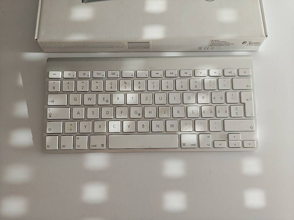 Tastaturen: Apple Bluetooth Wireless Tastatur Keyboard  – Gebraucht aus Zürich von ste_hv76 1