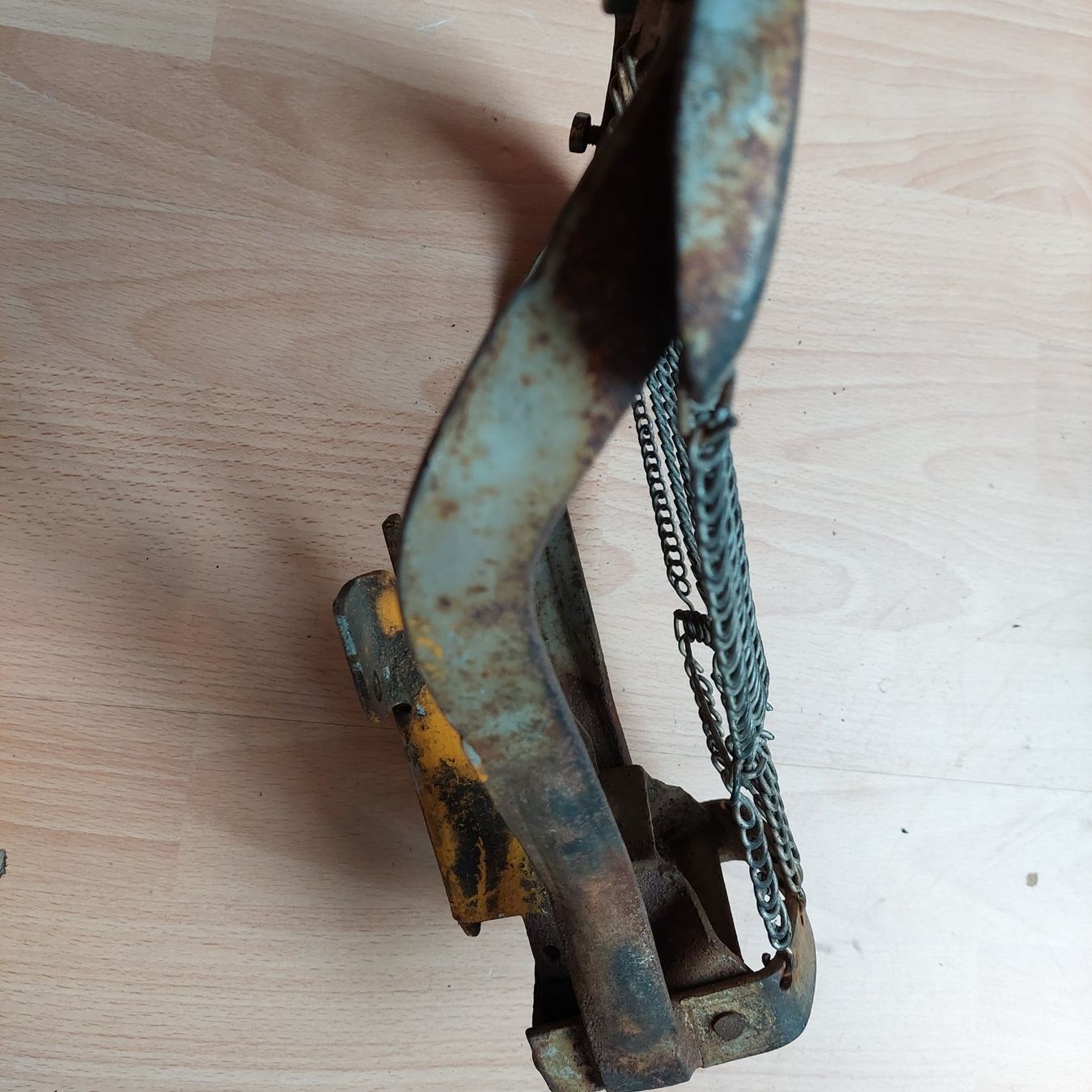 Selle & Accessori: Piaggio VESPA Schwingsattel Gestell vorne – Usato da Zürich venduto da Mariaant 7