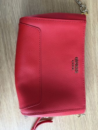 Handtasche Guess Luxe rot neuwertiger Zustand