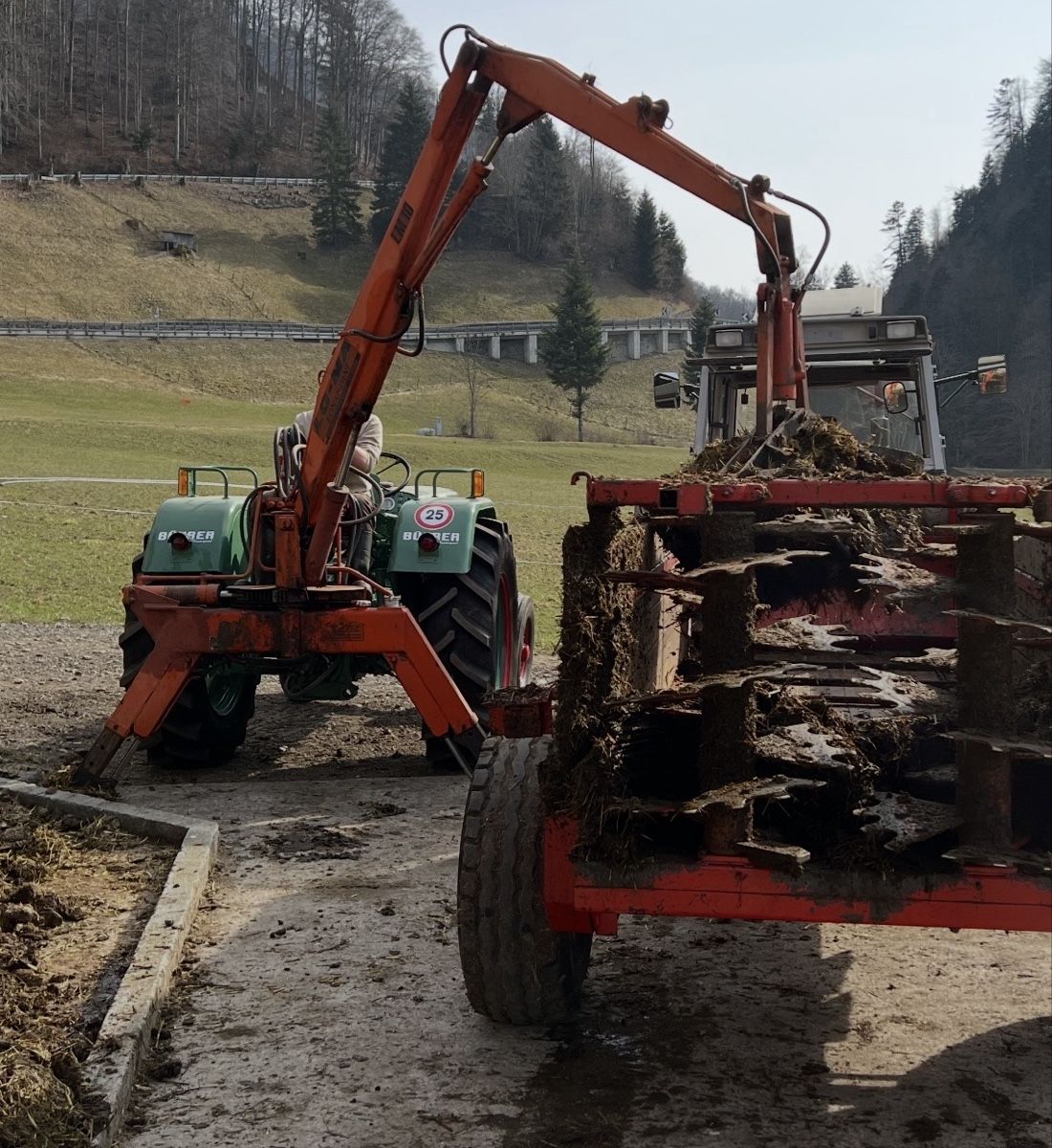 Gru: Mistkran LO-MA – Usato da Schüpfheim venduto da ukb5 2