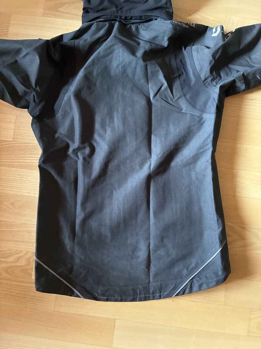 Scott Giacche: Scott Jacke schwarz Grösse M gebraucht – Usato da Stallikon venduto da shop100 1