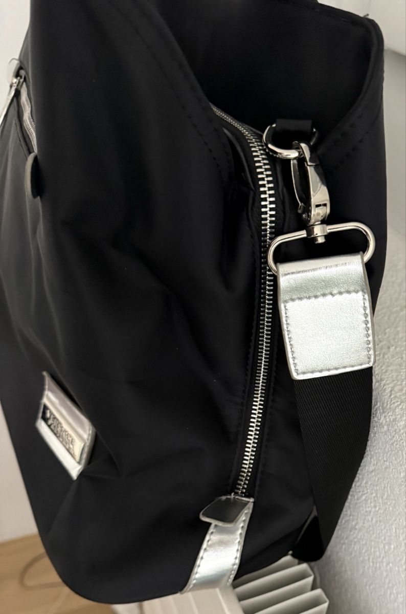 Versace Sacs femmes: Sac Versace – D'occasion à Vésenaz par NORA1325 1