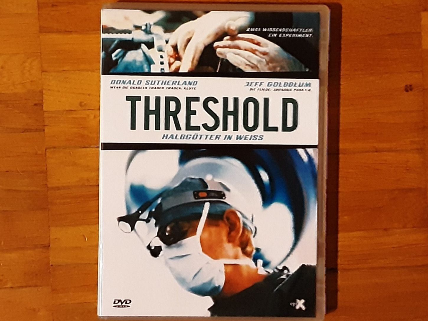 Tutti i DVDs: Threshold - Halbgötter in Weiss – Usato da Wallisellen venduto da Sawr