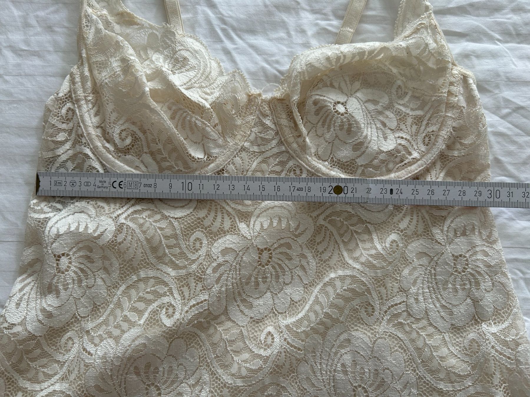 Altra biancheria intima: Elegantes beiges Bustier Dessous mit Spitze – Usato da Küsnacht ZH venduto da filo_fila8700 2
