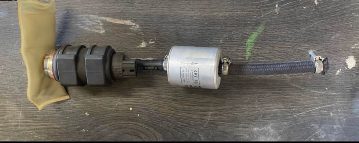 Altre raccolte & rarità: Ducati 900 ss i.e pompe essence  – Usato da Meyrin venduto da bin_mr2c