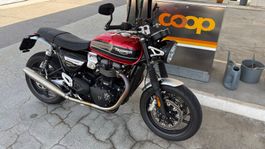 Triumph Speed Twin 1200 appena collaudata
