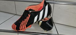 Fussballschuh 45