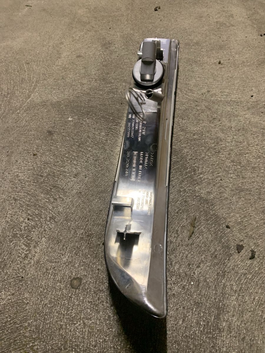 Fari: NEUER Renault Seitenblinker Blinker – Nuovo e nell'imballaggio originale da Flims Waldhaus venduto da Sergio333 2