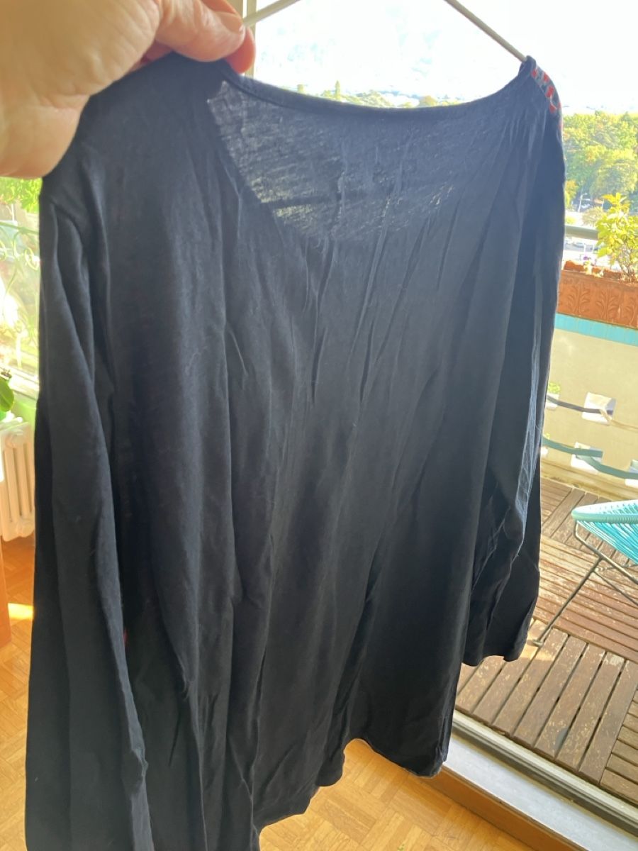 Caroll Tops: Top Caroll manches 3/4 taille 40 – Gebraucht aus Carouge GE von Lapsus23 3