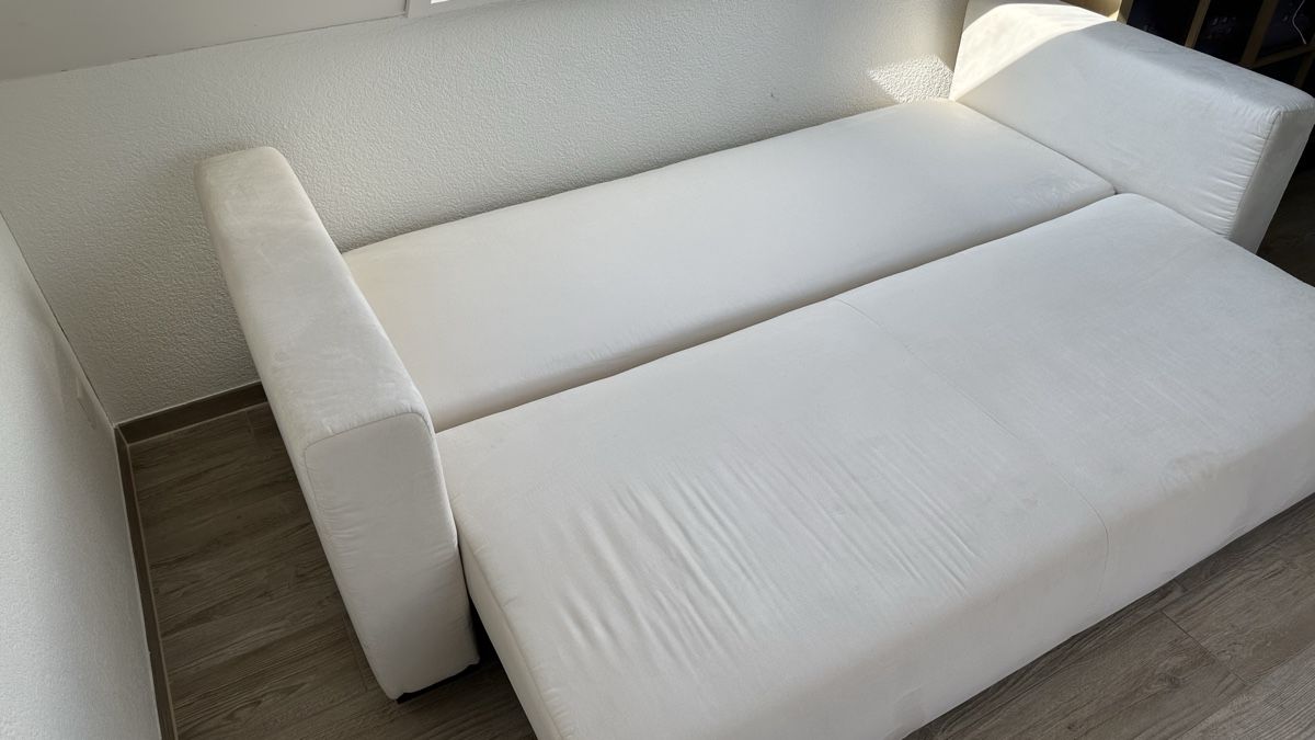 Divani: Bequemes Bettsofa 1.90 x 1.40m – Usato da Niederhasli venduto da Goldfinge0 1