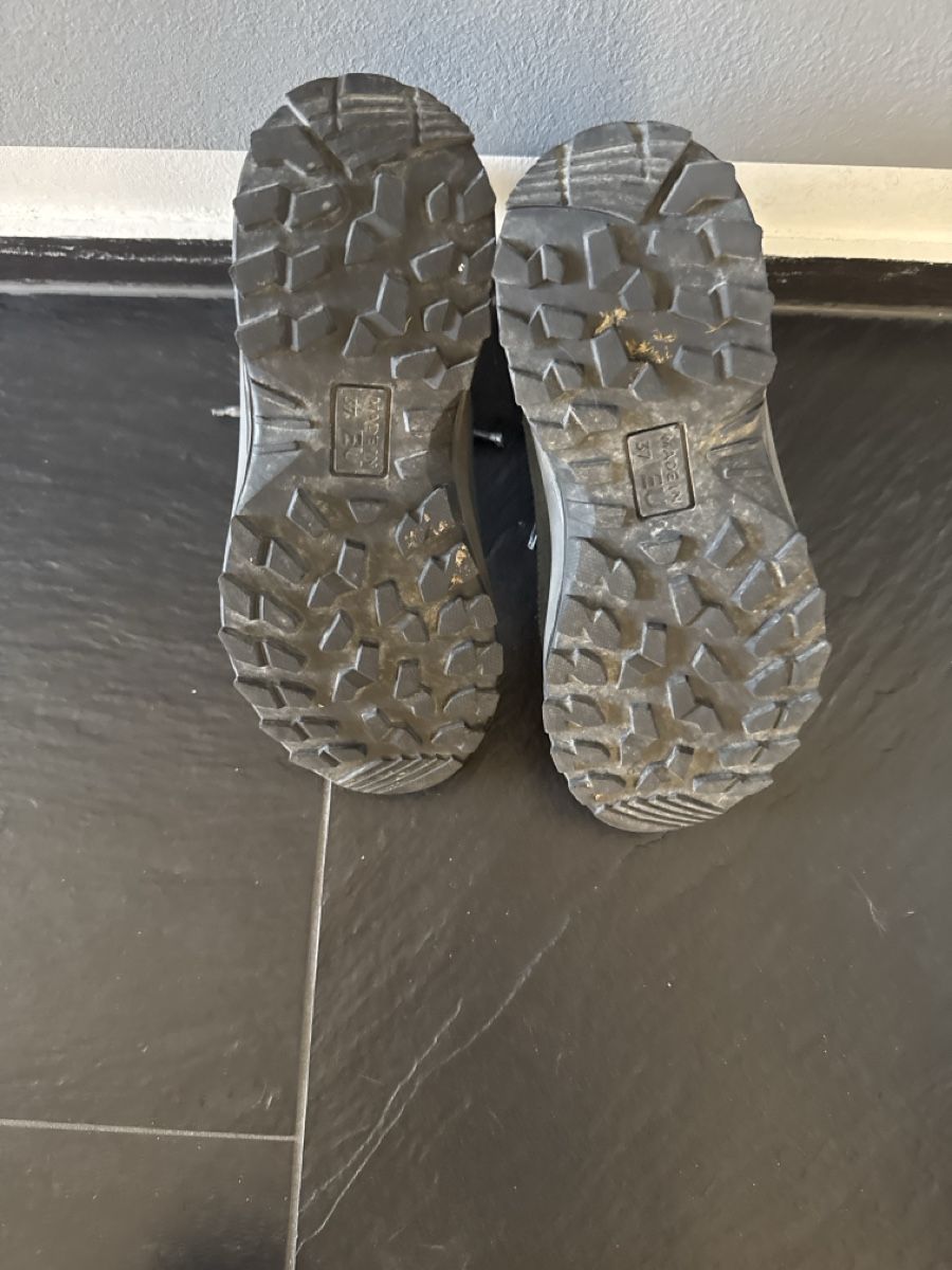 Scarpe da uomo: Wanderschuhe grau Grösse 37 gebrauchter Zustand – Usato da Dänikon ZH venduto da snowfish26 4
