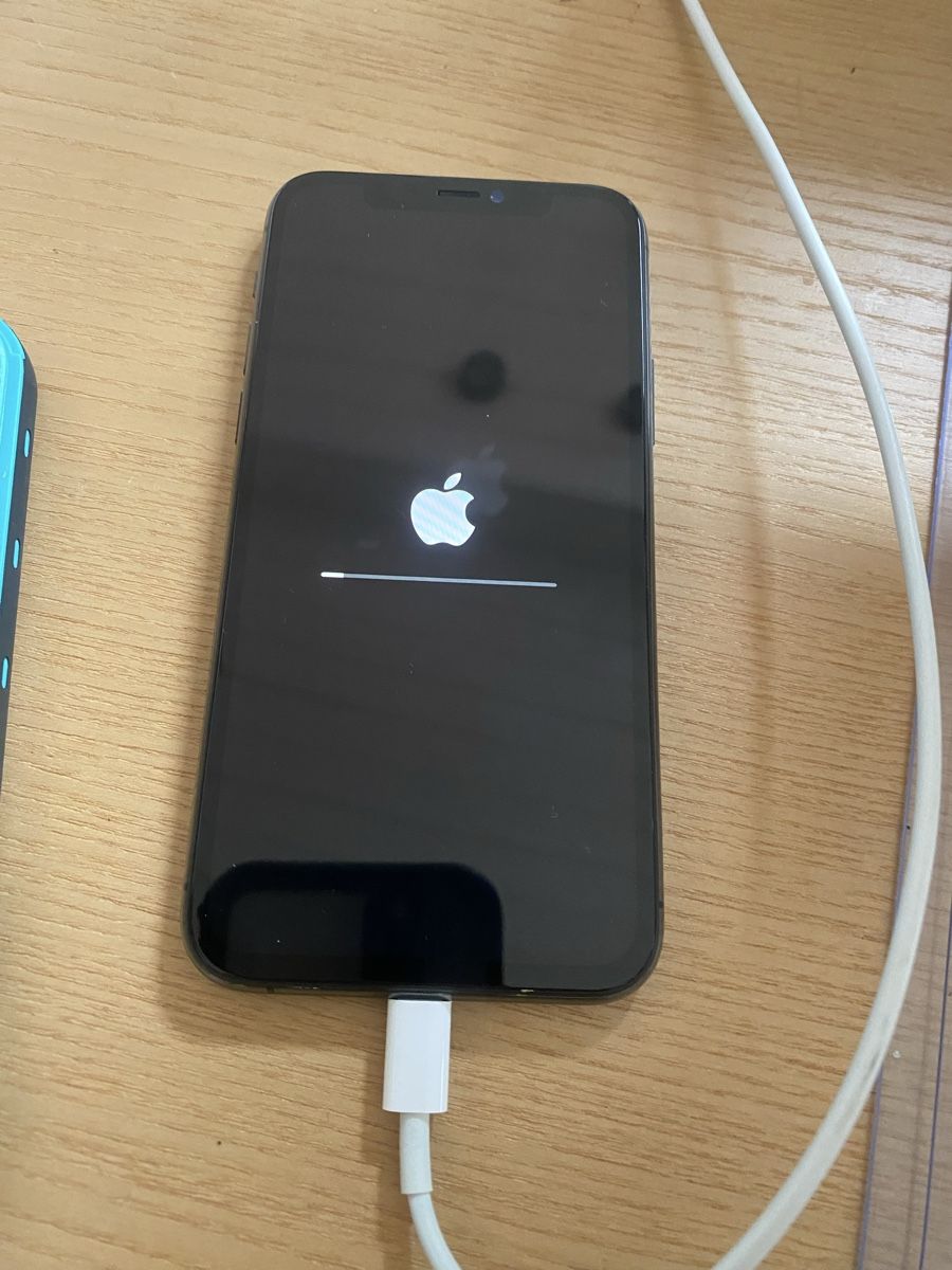 Apple Telefoni cellulari / Smartphones: iPhone 11 Pro 256 GB guter Zustand – Usato da Bürglen TG venduto da Ruth08 5