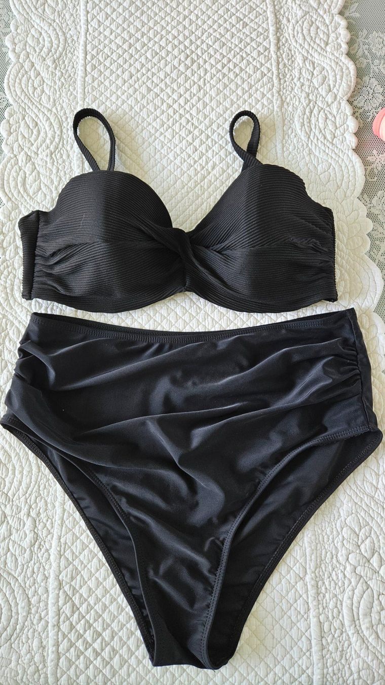 Costumi da bagno & Bikini: Bikini Schwarz Gr. 40 / L – Usato da Gossau ZH venduto da fashiontwo