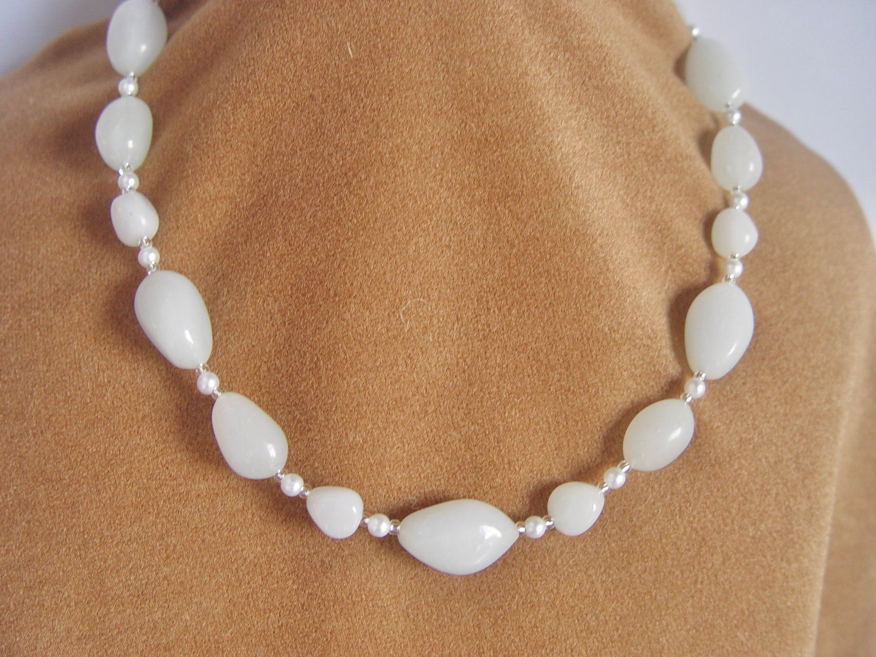 Colliers: Vintage Modeschmuck Kette aus Glas – D'occasion à Henggart par gernli