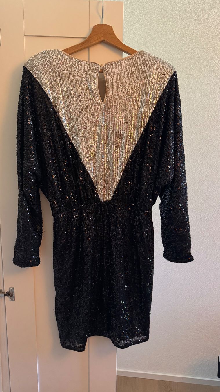 Vila Kleider: Festliches Kleid – Gebraucht aus Rothenthurm von Lynn_DM 1