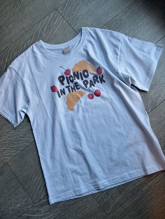 Schönes Tshirt Gr. 134/140, Neu