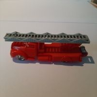 L 51 ... Ford V 8 3500 Drehleiterwagen ... LEGO