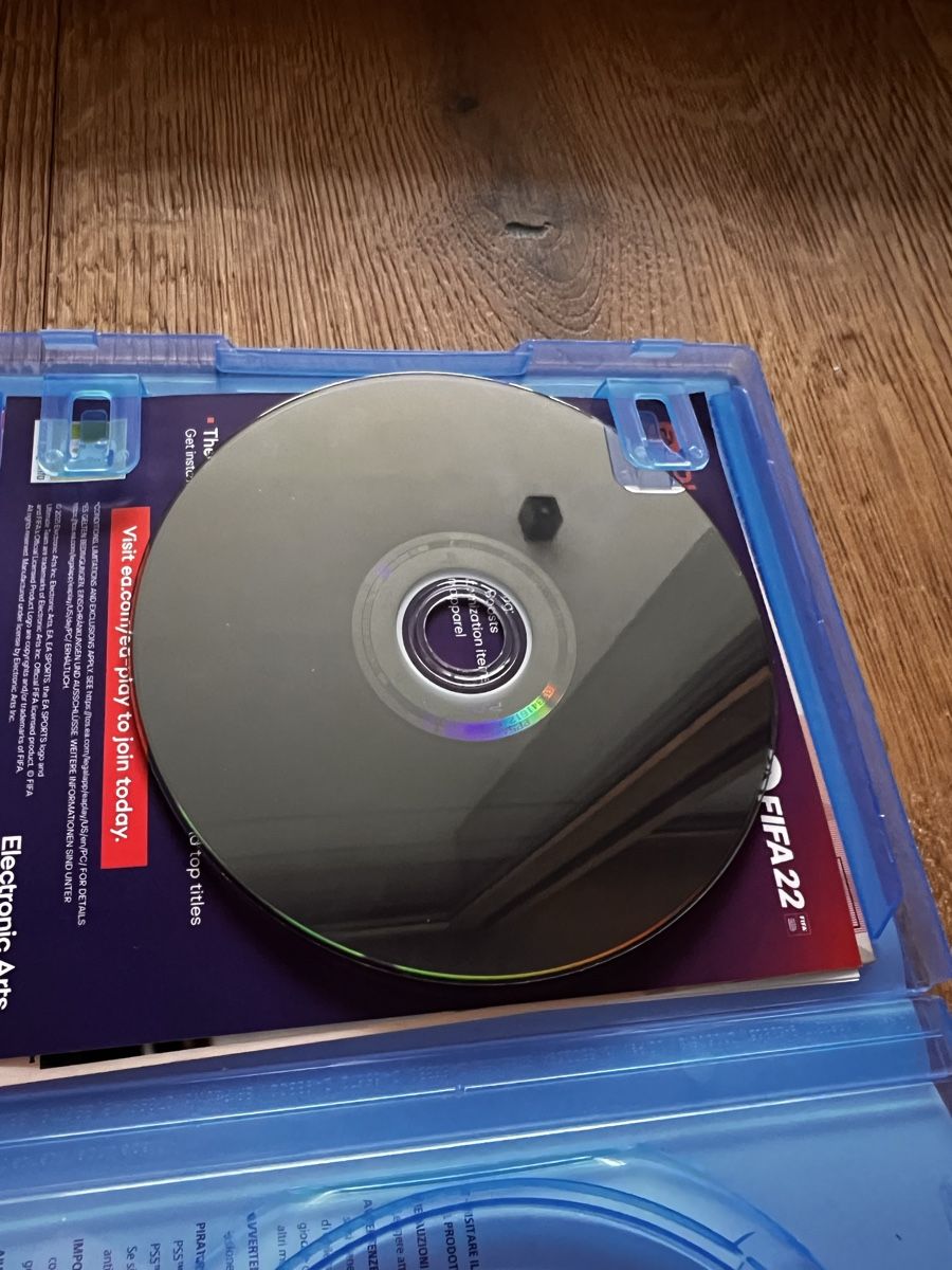 Jeux: FIFA 22 - PS5 - Excellent Condition – D'occasion à Altendorf par Angie__Z 3