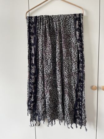XXL Leo-Tuch / Strandrock & Pareo für die Badehose 
