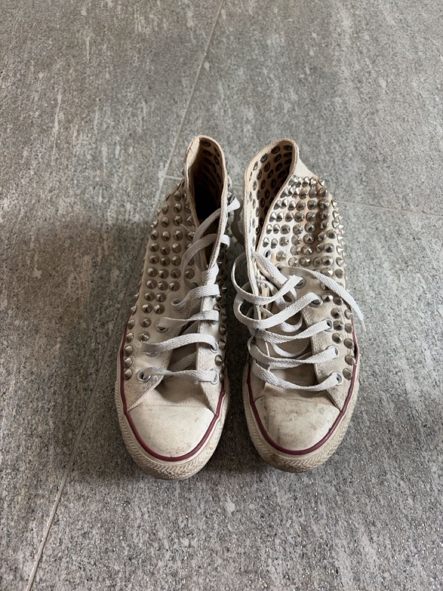 Converse Scarpe da donna: All star borchiata - 37,5  – Usato da Davesco-Soragno venduto da Chichijango