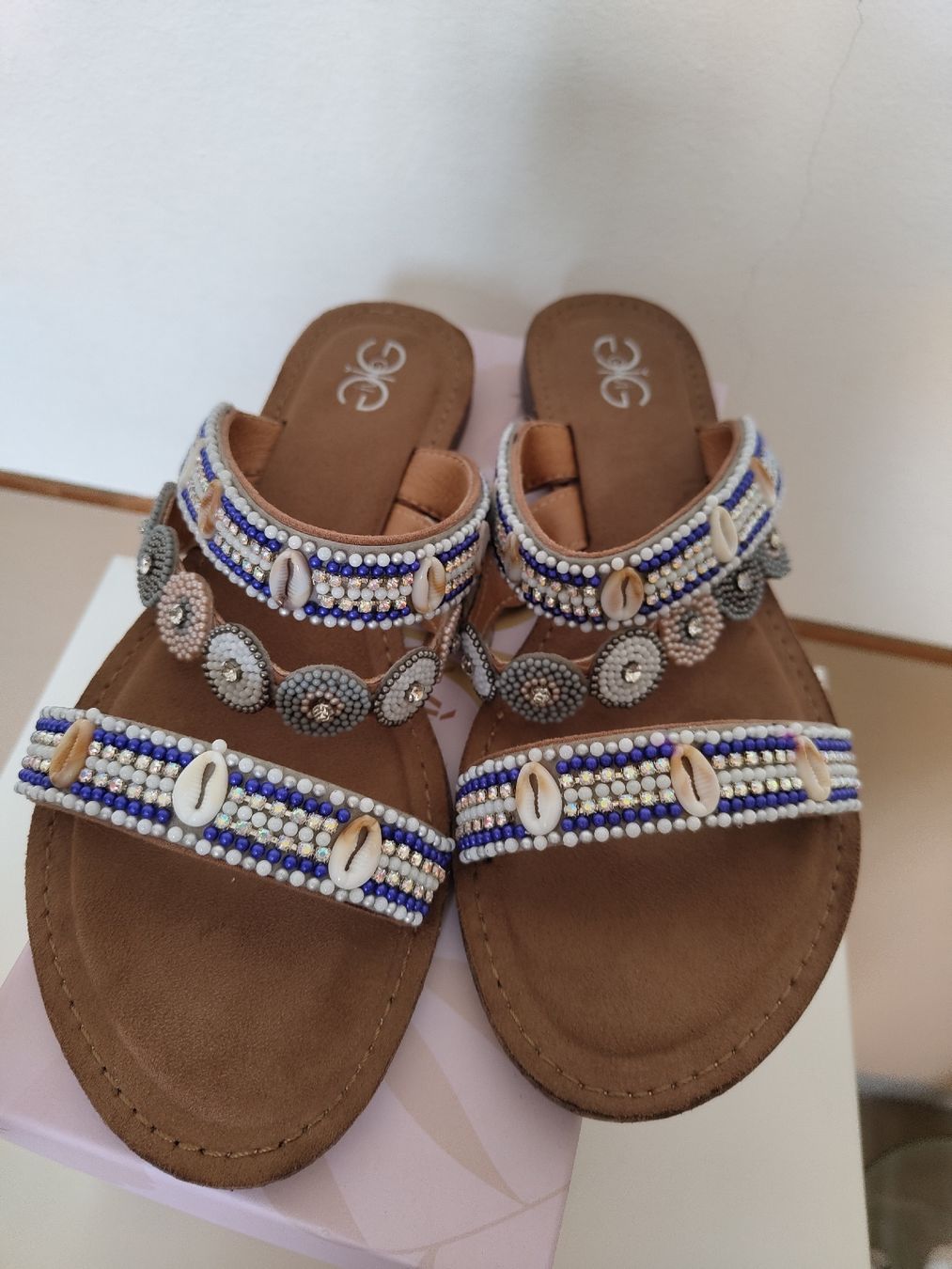 Scarpe da donna: Ciabatta con perline e conchiglie, n. 40 / nuovo! – Nuovo e nell'imballaggio originale da Lugano venduto da mar_5j2q 1