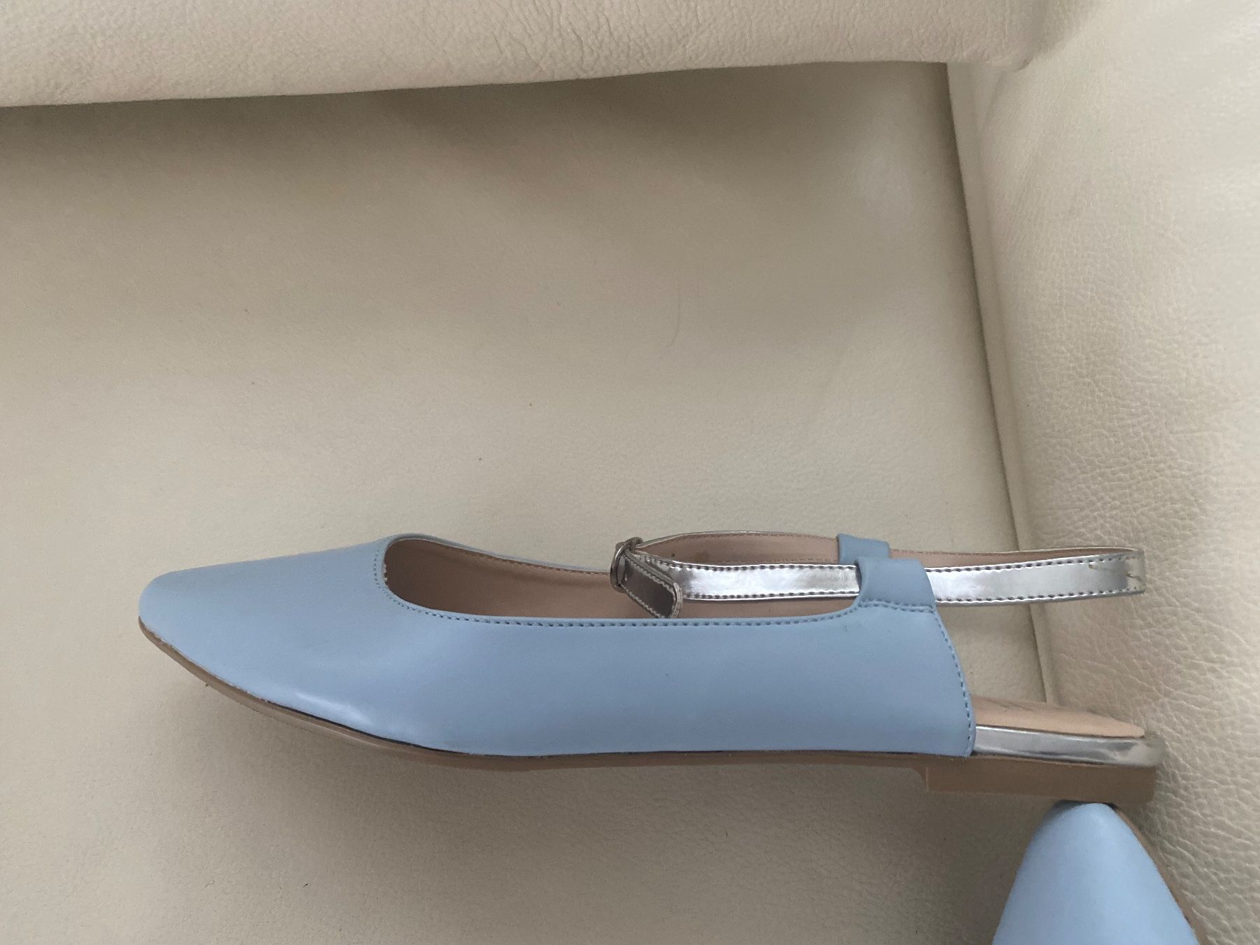 Scarpe da donna: MUST HAVE - stylischer Damenschuh, hellblau/silber, 38 – Nuovo e nell'imballaggio originale da Winkel venduto da ferrari2022 2