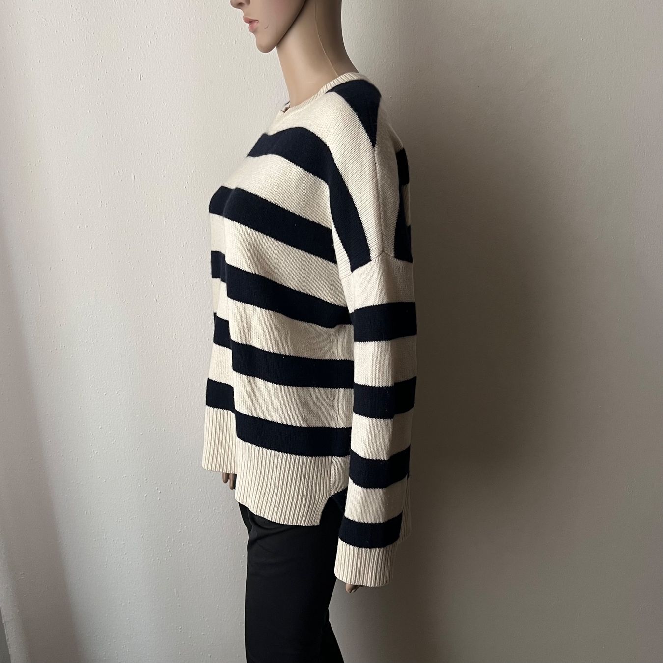 Theory Pullover & Sweatshirts: THEORY Pullover | 100% Kaschmir 💙 – Gebraucht aus Zürich von ClosetQueen 3