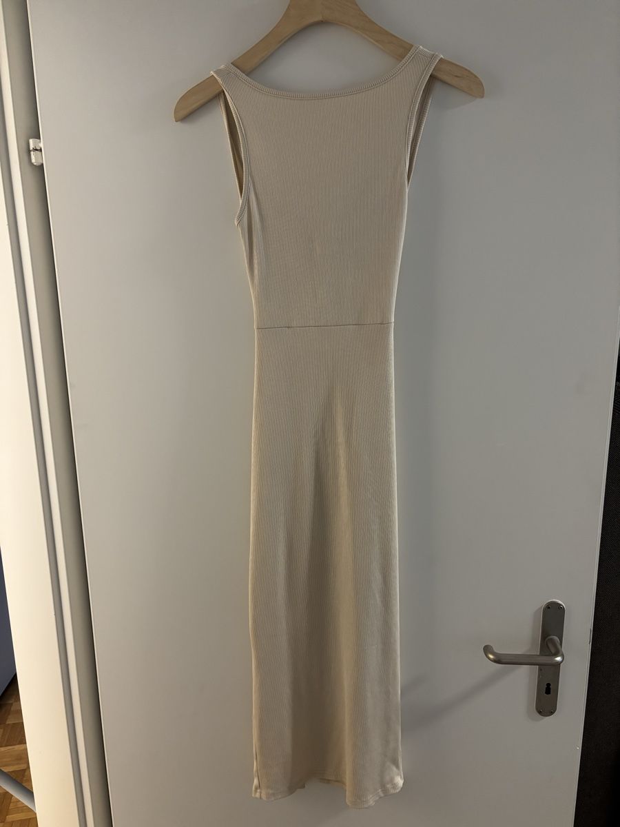 Vestiti: Beiges Maxikleid – Usato da Luzern venduto da aloevira 1