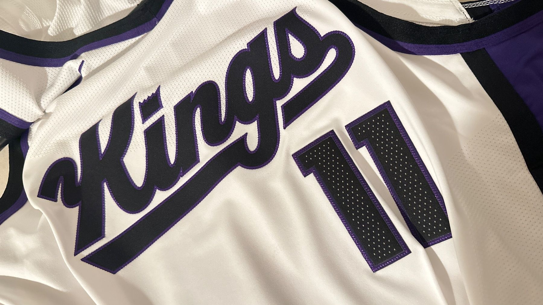Nike Canottiere & Pantaloni: NBA Sacramento Kings Authentic Association Jersey – Nuovo e nell'imballaggio originale da Zürich venduto da SisterCarrie 3