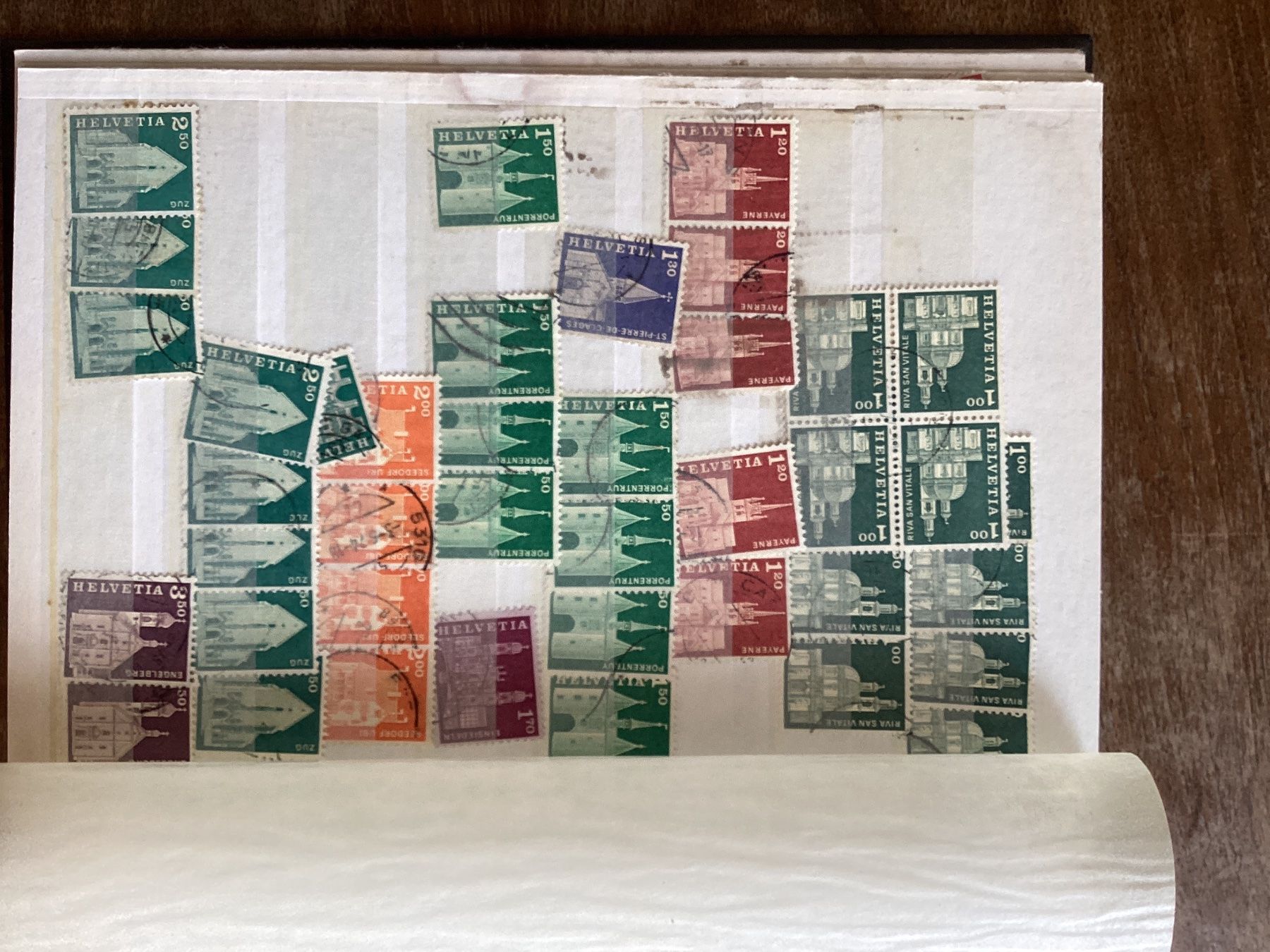 Tutti i francobolli: briefmarken album klein – Usato da Reinach BL venduto da andreas_mueller
