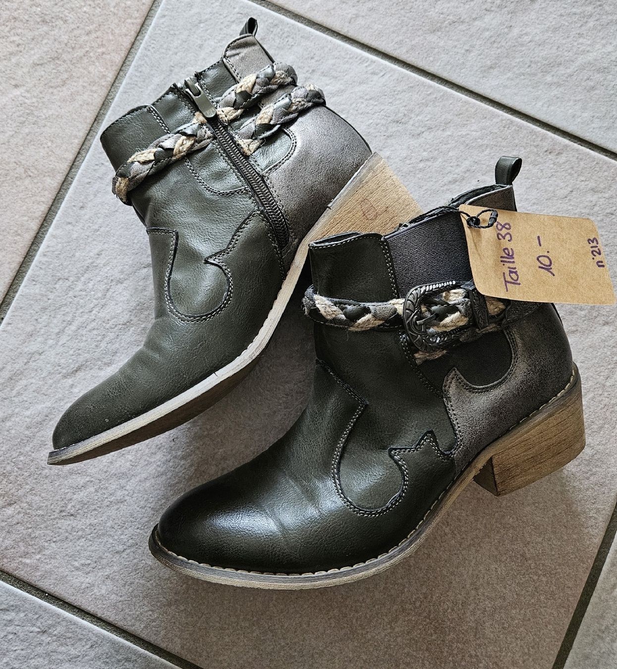 Chaussures femmes: bottines taille 38 – D'occasion à Vétroz par sas_yln5 2
