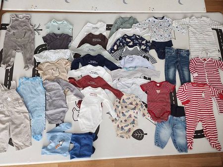 Süßes Baby Kleider Paket für Jungen  Grösse 74/80