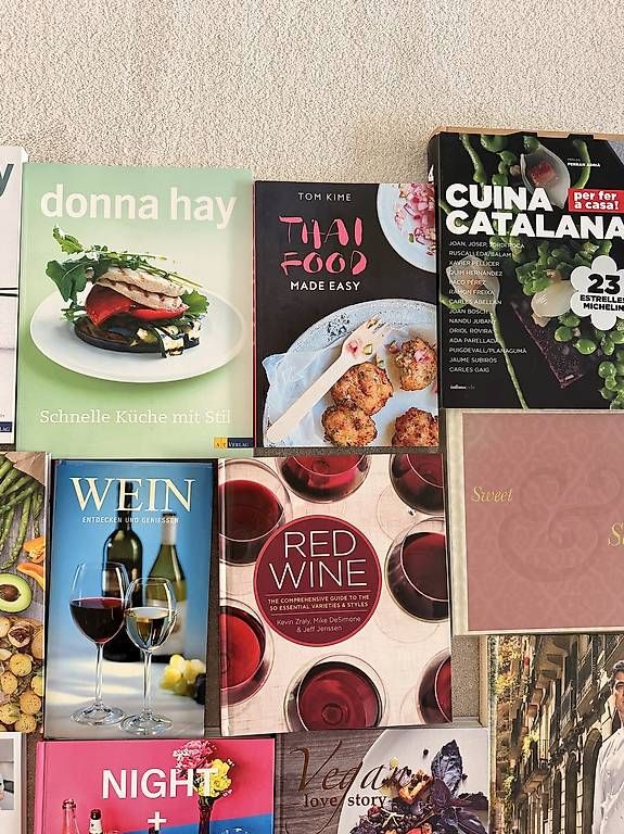 Libri: 16 hochwertige Kochbücher im Set  – Usato da Adligenswil venduto da TST04 2