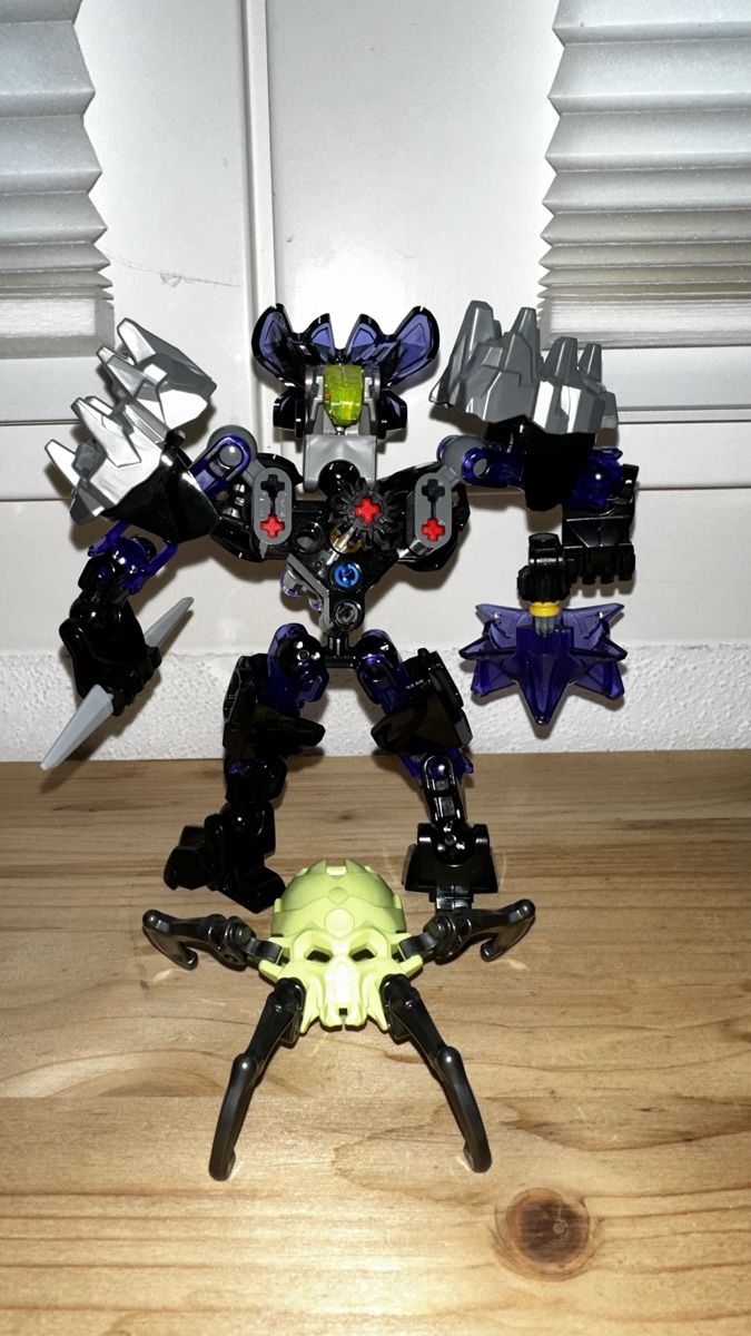 Lego Statuette: LEGO / Bionicle 70781 / Protector Of Earth – Usato da Herzogenbuchsee venduto da TCG-High-Quality 3