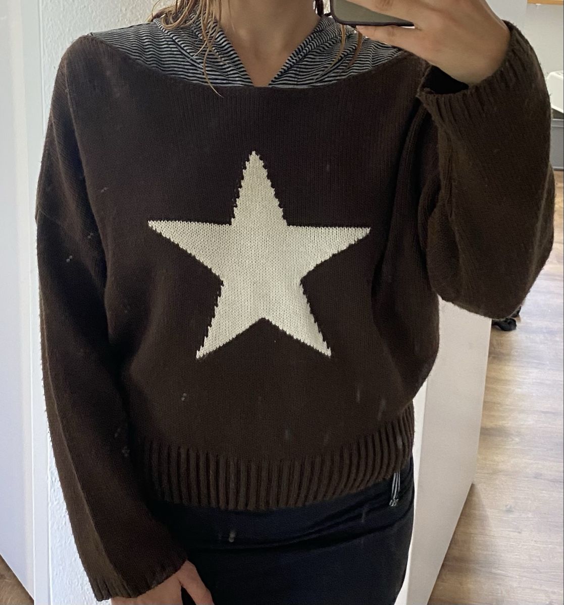 Stradivarius Pullover & Sweatshirts: Pullover Y2K Stern 2000s – Gebraucht aus Winterthur von chiaroscuro27