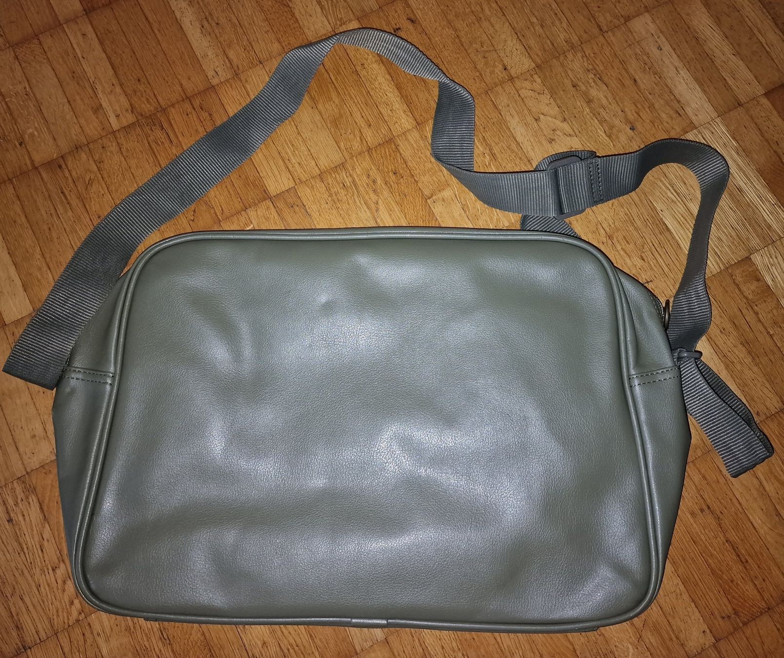 Puma Borse: Puma Schultertasche – Nuovo (secondo la descrizione) da Zürich venduto da Pero6 2