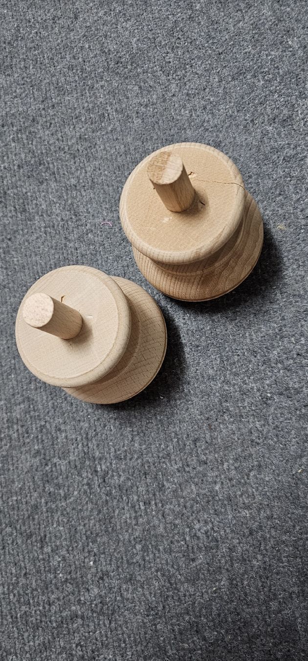Holzartikel: 2 Holzfüsse, Buche massiv, neu – Neu (gemäss Beschreibung) aus Romanshorn von TigerKerstin 1
