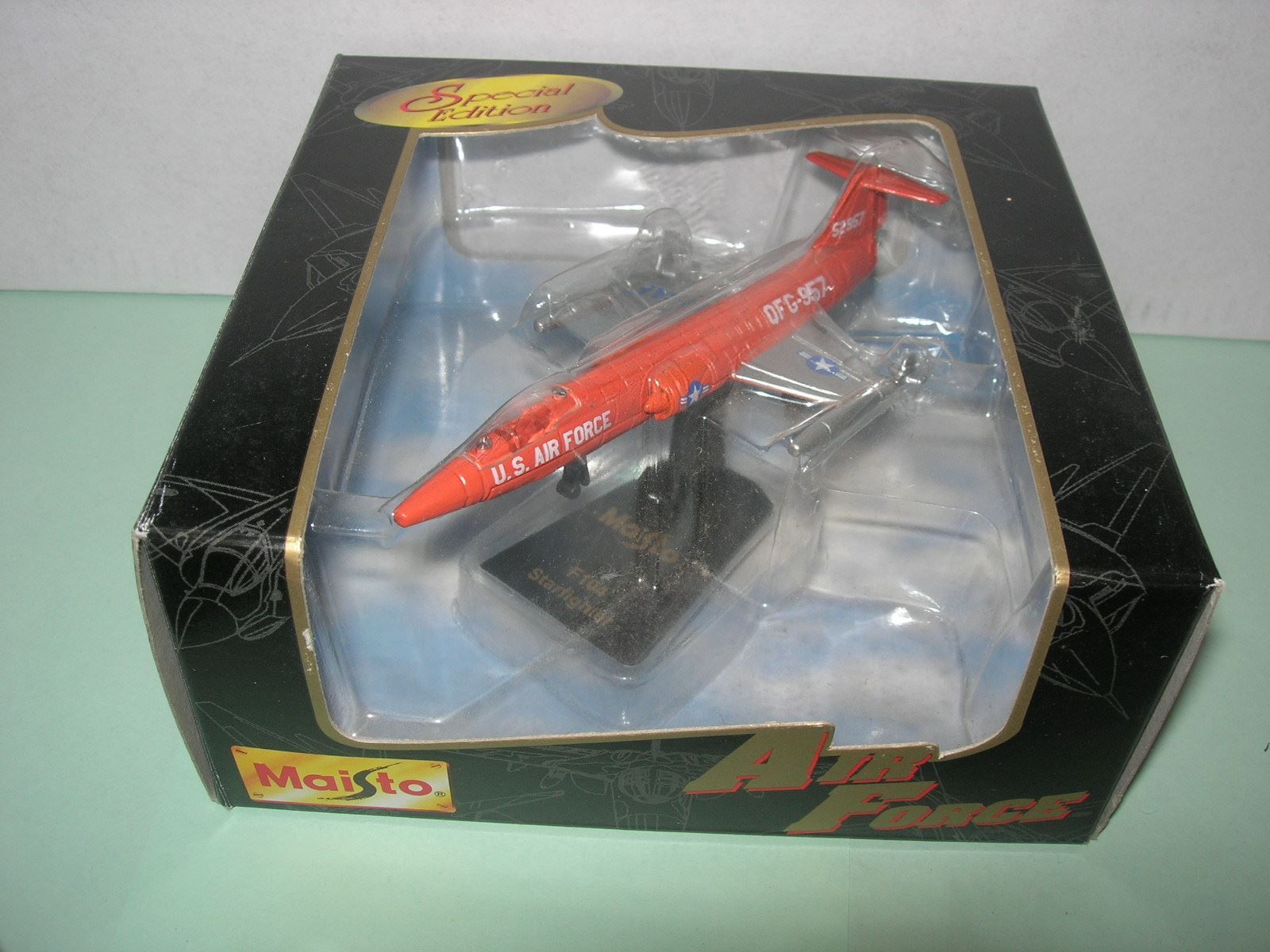 Maisto Kit di modellismo & Modellini statici: F104 Starfiger ° Maisto 1:87 – Nuovo e nell'imballaggio originale da Hornussen venduto da Amw 6