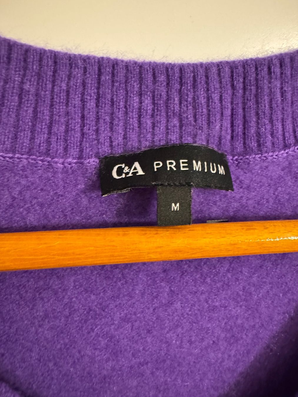 Pullover & Sweatshirts: C&A Premium Cashmere Kashmir Pullover – Gebraucht aus Obfelden von cesarina10 9