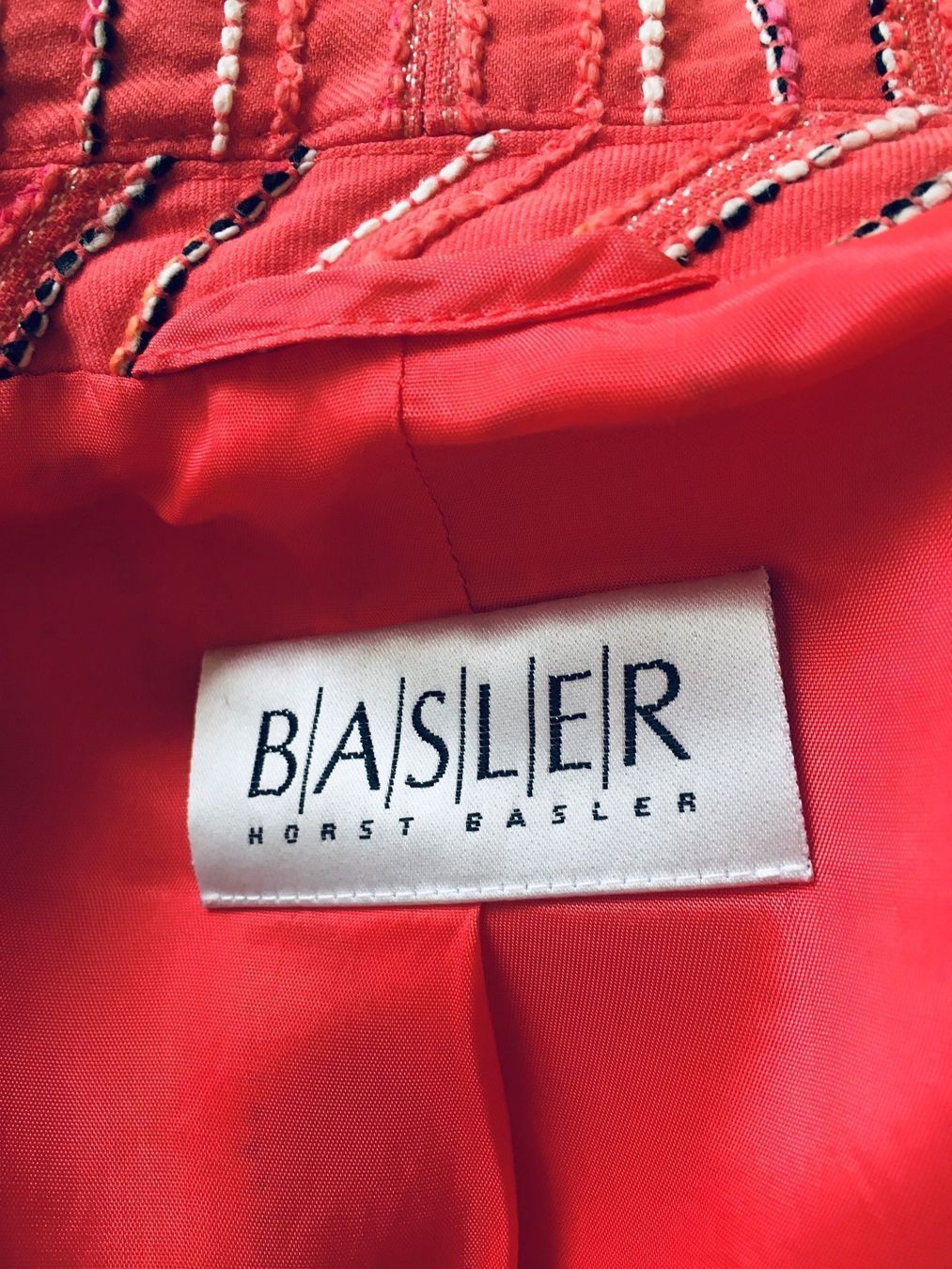 Basler Giacche: Wunderschöner edler roter Baumwollblazer der Marke Basler – Usato da Bern venduto da Smile-2707 7