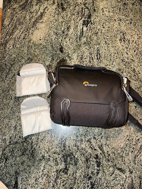 Lowepro Borse: Lowepro Adventura III – Usato da Beromünster venduto da Lechim19 1