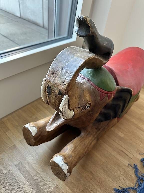 Jouets: Schaukel Elefant aus Holz – D'occasion à Bern par AniceG 1
